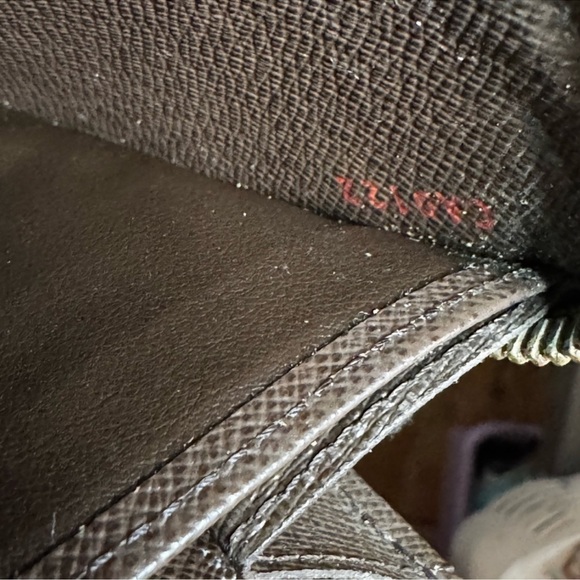 Louis Vuitton DAMIER full zip long wallet brown preloved will fit cell phone - Picture 12 of 17